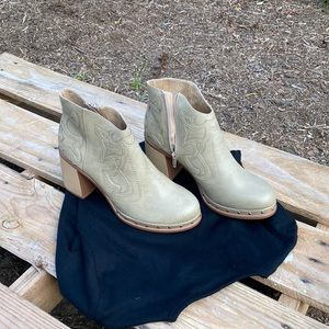 Cowgirl Boots/ Booties